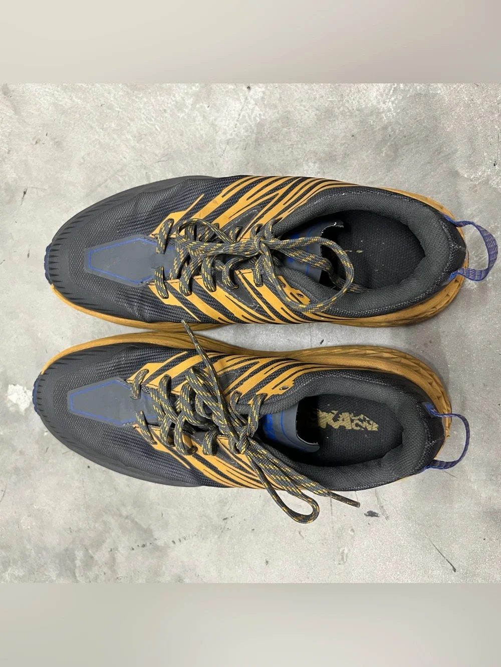 Hoka One One Speedgoat 4 Mens Running Shoes Size 10 Sneakers Golden Yellow
